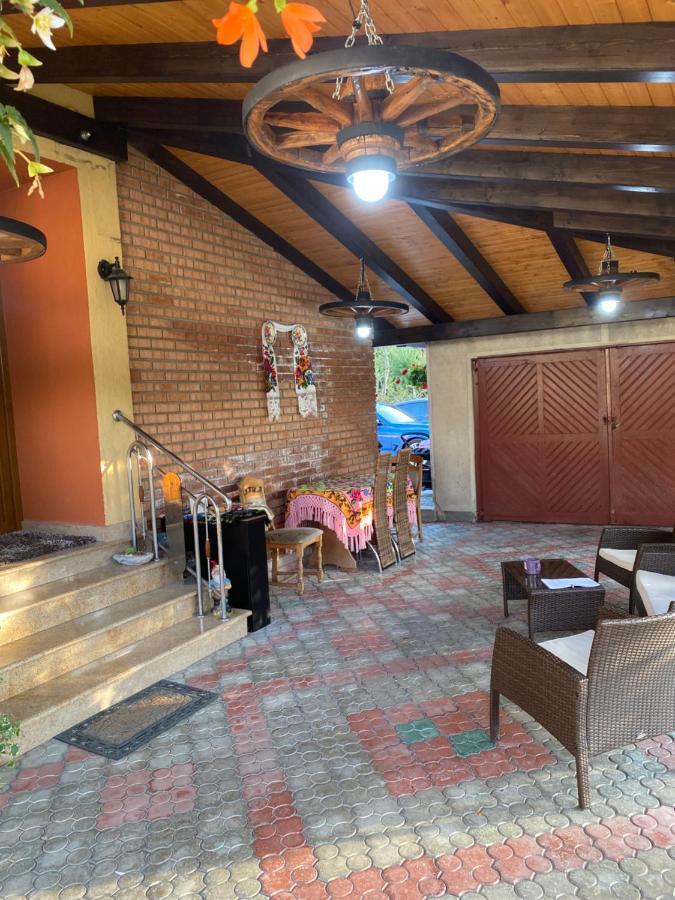 Hotel Casa Cu Flori Moisei Exteriér fotografie