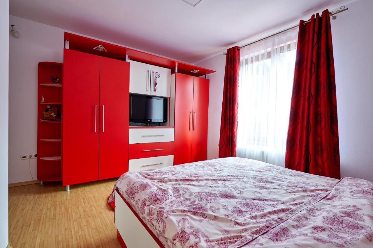 Hotel Casa Cu Flori Moisei Exteriér fotografie