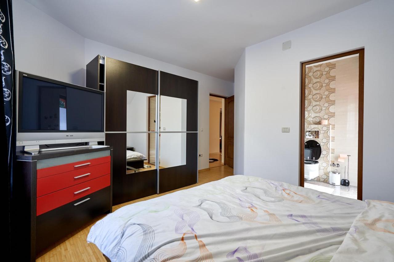 Hotel Casa Cu Flori Moisei Exteriér fotografie